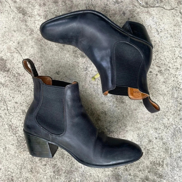 John  Fluevog Passage Cairo Chelsea Boot, size 5 - Picture 3 of 13